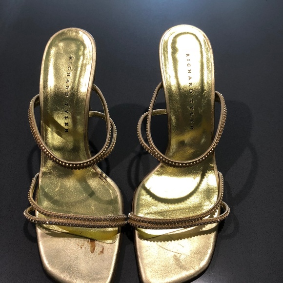 Womens heels - Picture 2 of 3